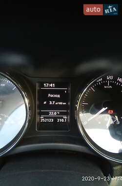 Универсал Skoda Superb 2011 в 
