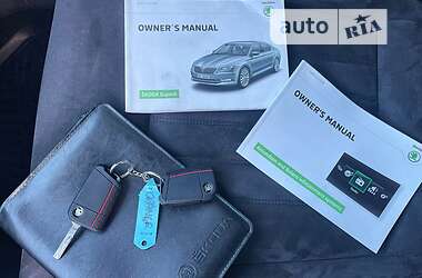 Лифтбек Skoda Superb 2016 в 