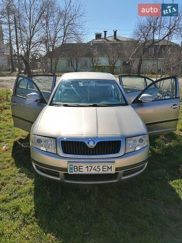 Лифтбек Skoda Superb 2007 в Николаеве