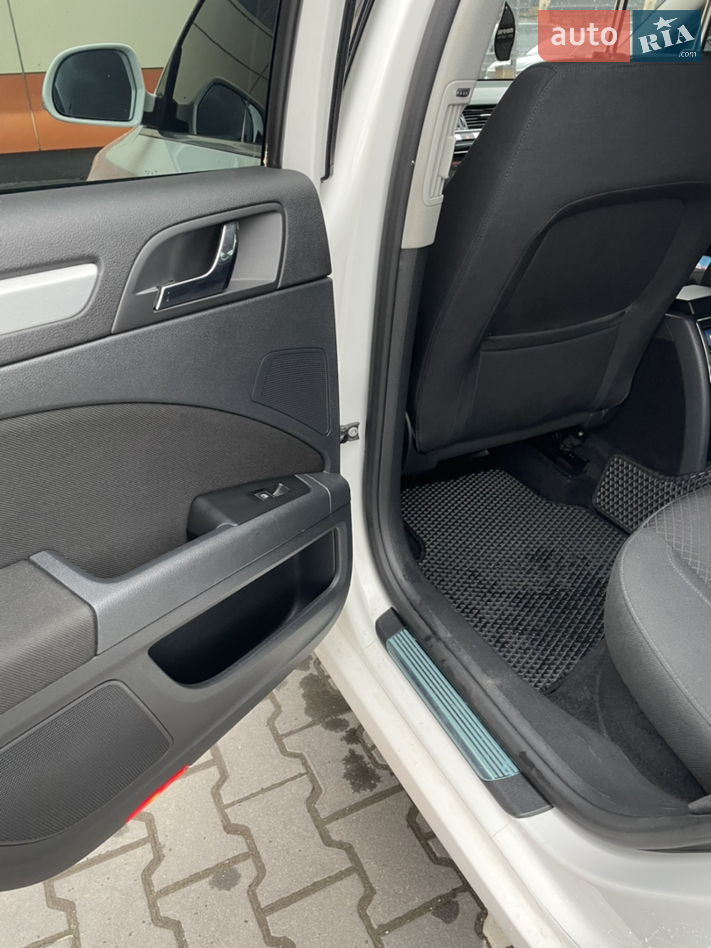 2014 Skoda Superb - мініатюра 26