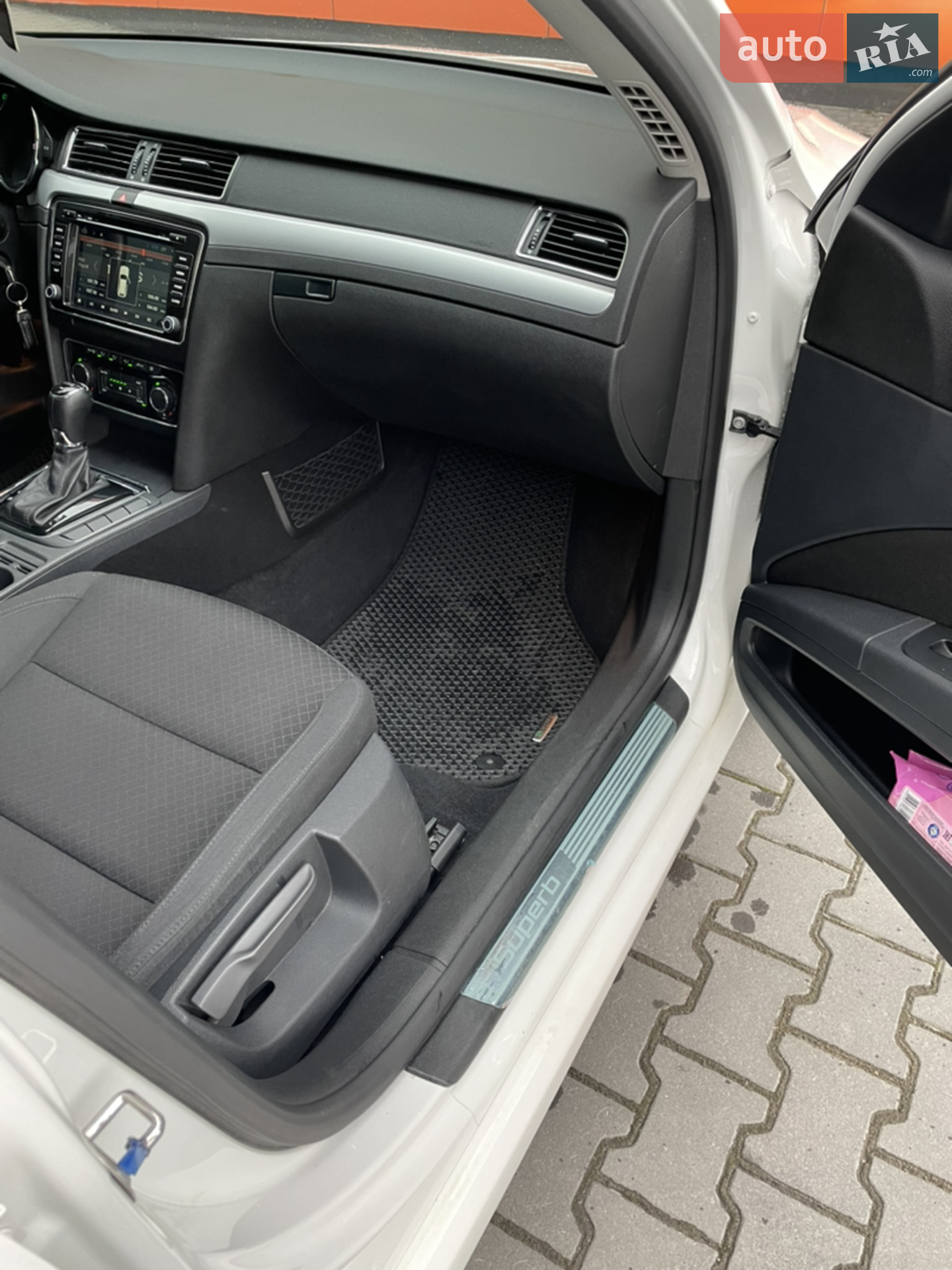 2014 Skoda Superb - мініатюра 28