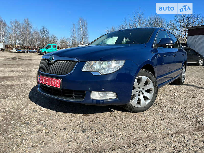 Лифтбек Skoda Superb 2009 в 