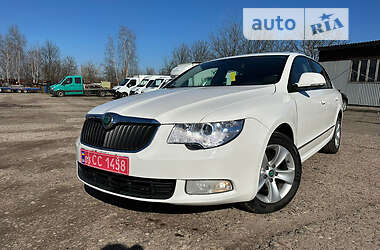 Лифтбек Skoda Superb 2012 в Нововолынске