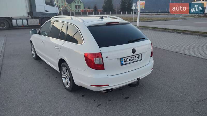 Универсал Skoda Superb 2013 в Хусте