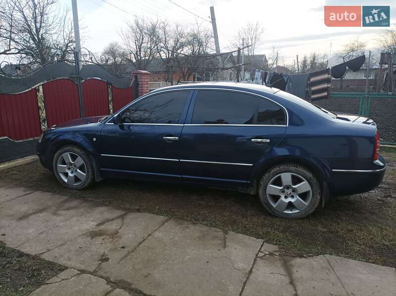 Лифтбек Skoda Superb 2005 в Коломые