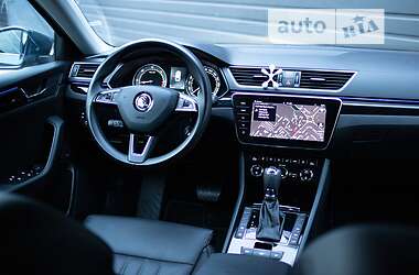 Универсал Skoda Superb 2017 в 