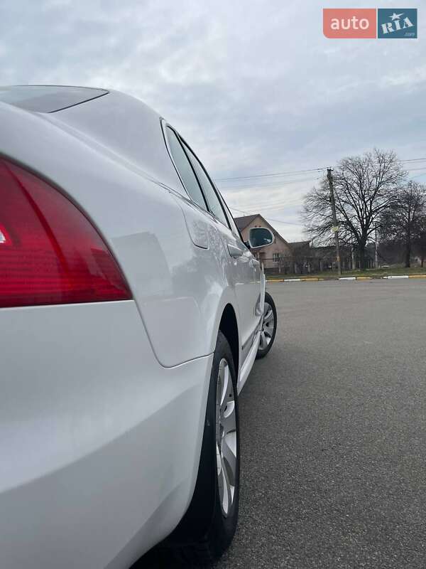 Лифтбек Skoda Superb 2012 в Киеве
