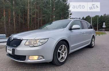 Универсал Skoda Superb 2013 в Бродах