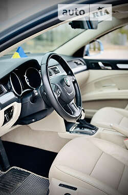 Skoda Superb 2013 Skoda Superb 2013