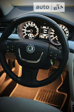 Универсал Skoda Superb 2013 в 