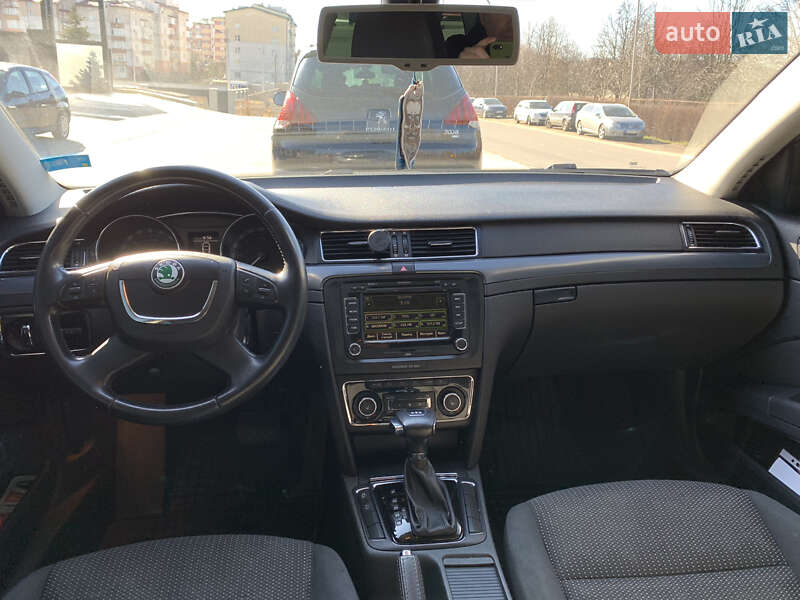 Универсал Skoda Superb 2011 в Львове фото 4 Универсал Skoda Superb 2011 в Львове
