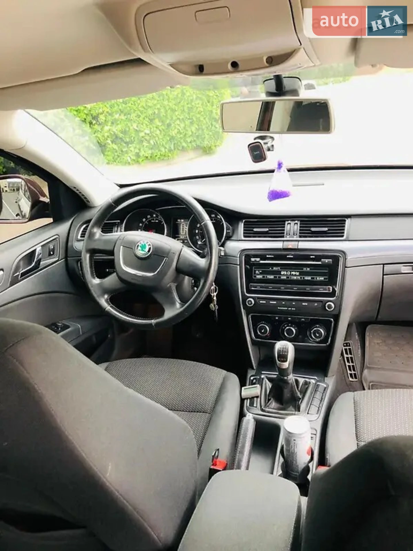 2012 Skoda Superb - мініатюра 2