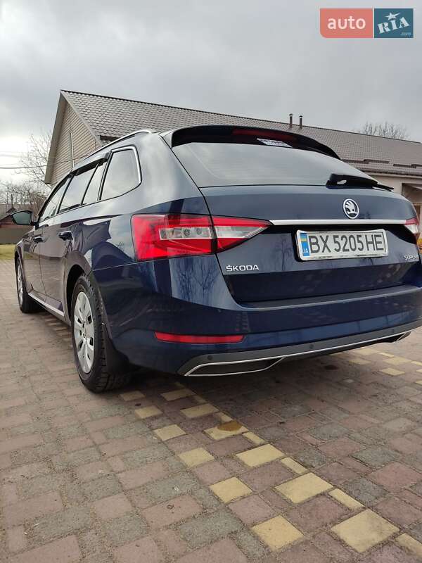 Универсал Skoda Superb 2016 в Хмельницком