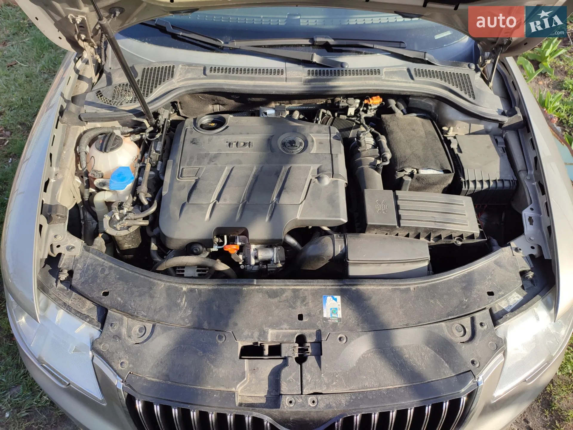 2010 Skoda Superb - мініатюра 12