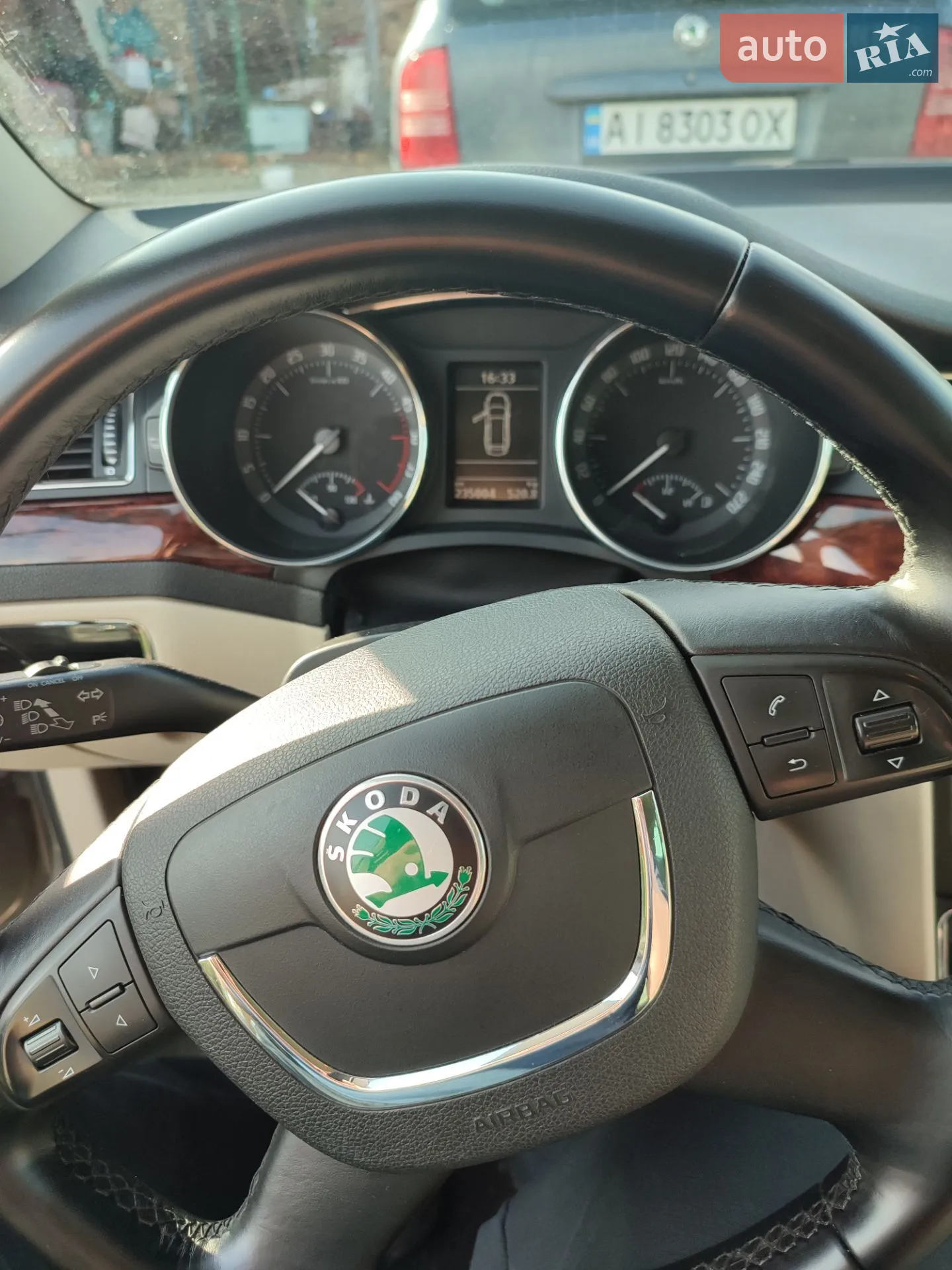 2010 Skoda Superb - мініатюра 14