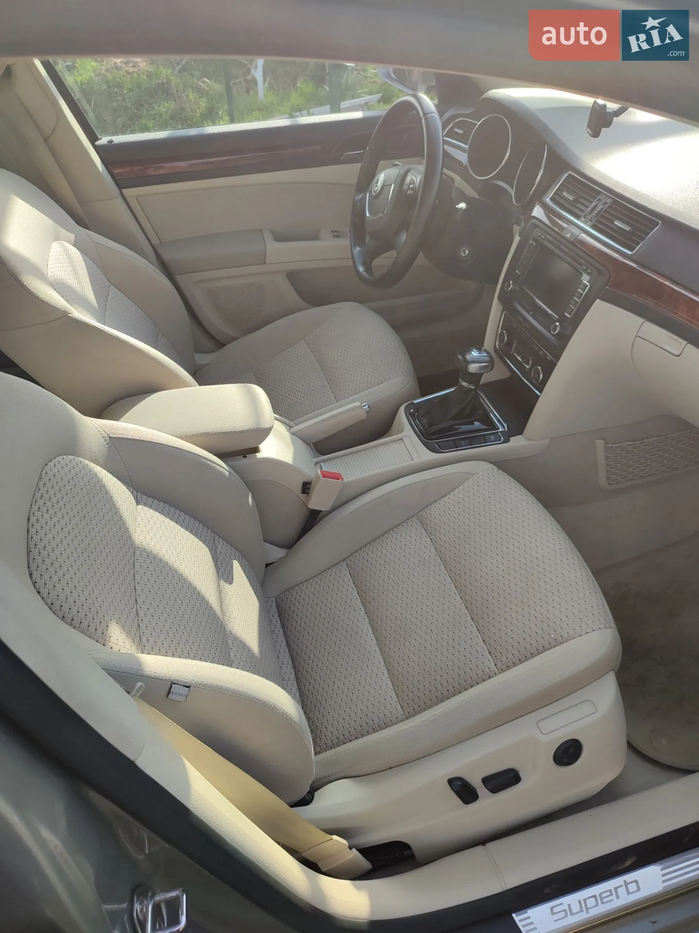2010 Skoda Superb - мініатюра 8