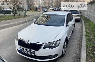 Лифтбек Skoda Superb 2014 в Киеве