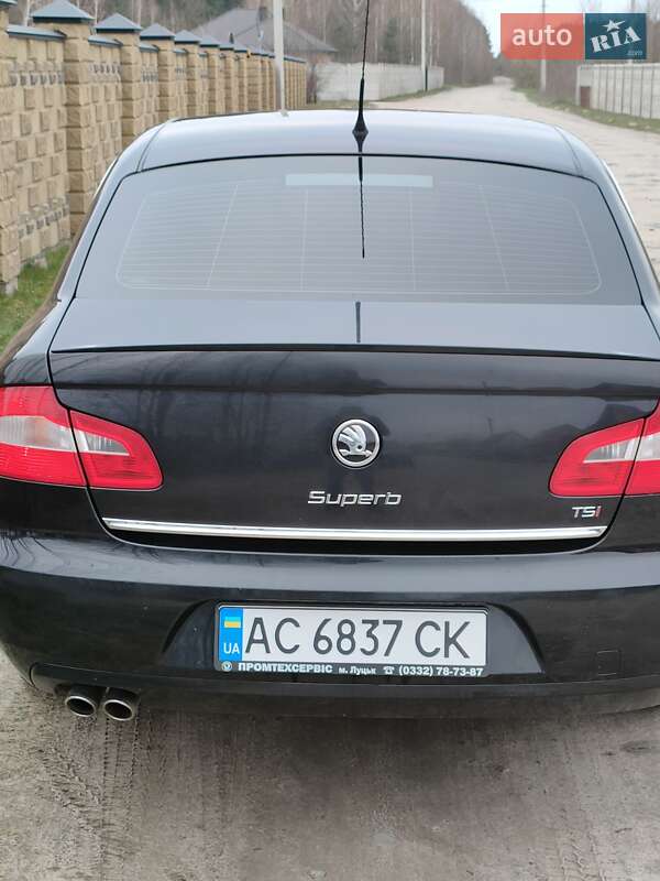 Ліфтбек Skoda Superb 2009 в Камені-Каширському