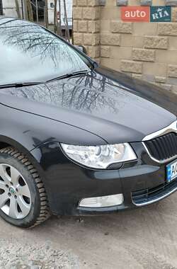 Ліфтбек Skoda Superb 2009 в Камені-Каширському