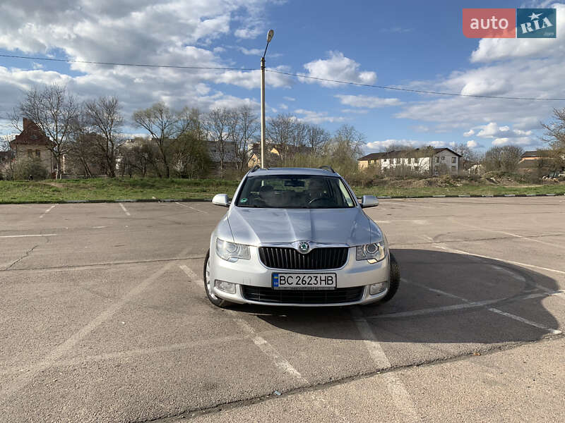 Універсал Skoda Superb 2010 в Стрию фото 3 Універсал Skoda Superb 2010 в Стрию