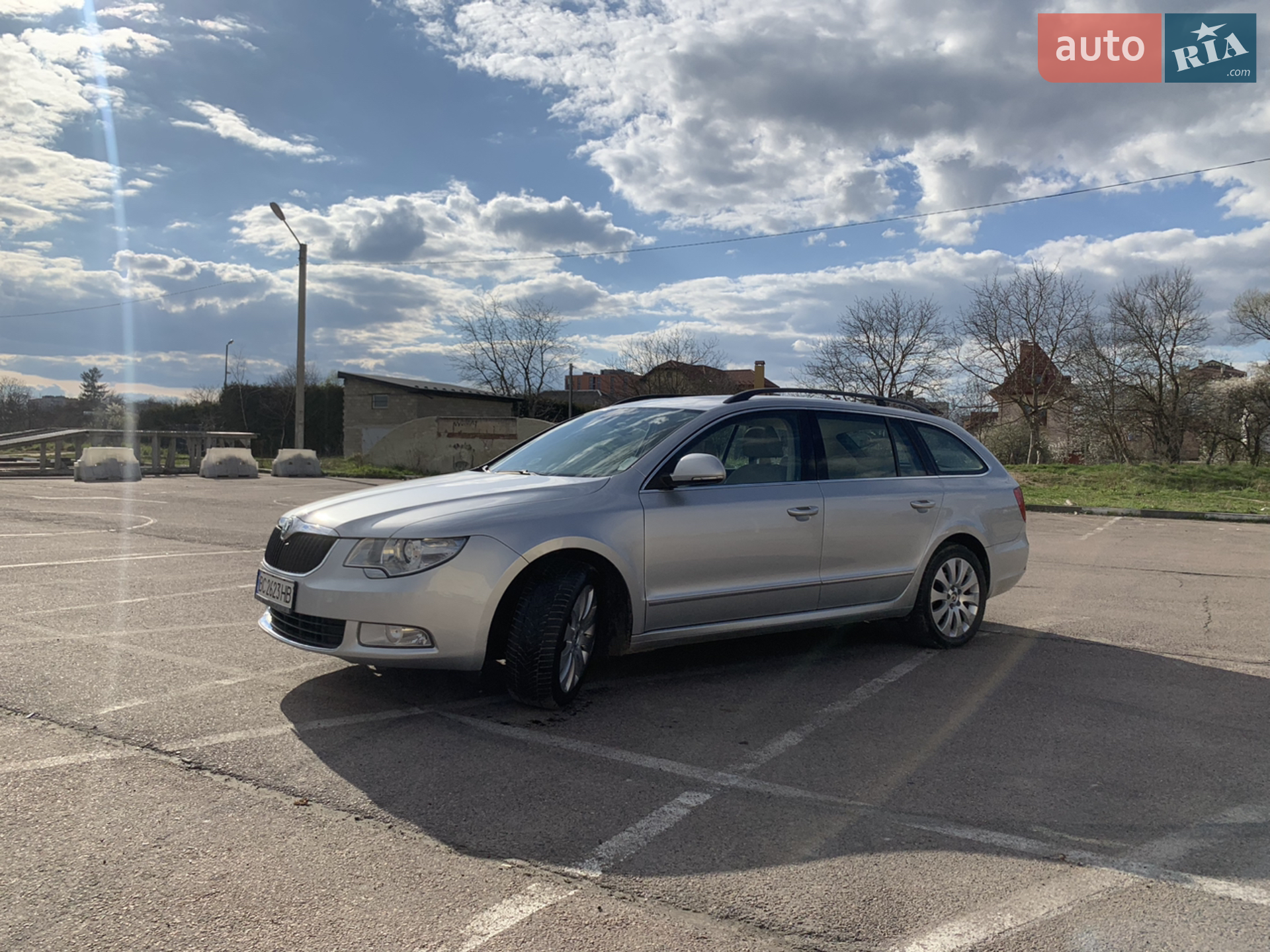 2010 Skoda Superb - мініатюра 10