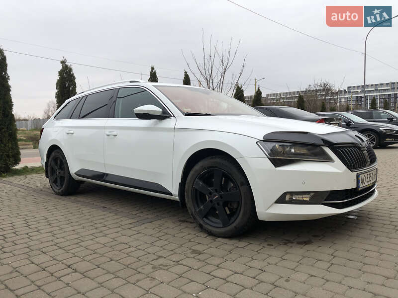 Универсал Skoda Superb 2017 в 