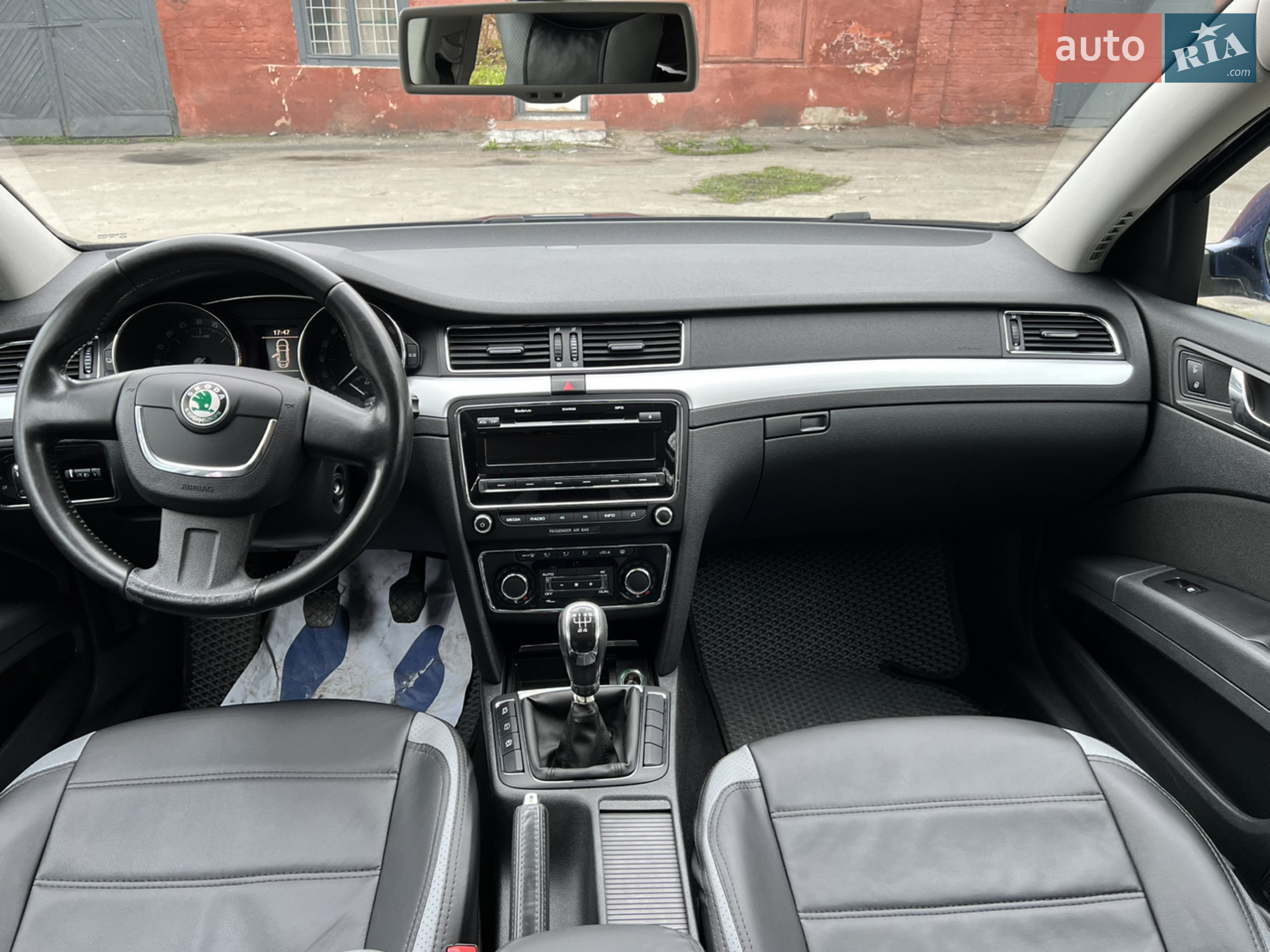 2012 Skoda Superb - мініатюра 13
