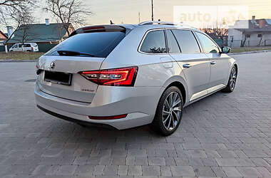 Универсал Skoda Superb 2016 в Ровно