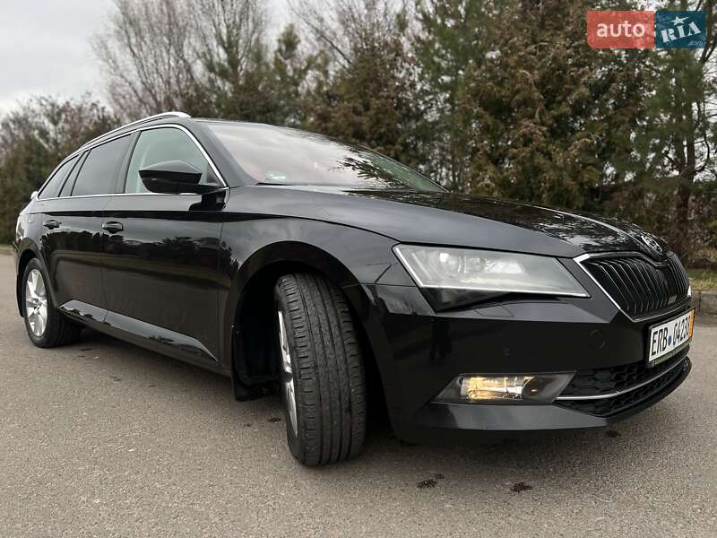 Универсал Skoda Superb 2017 в Ровно