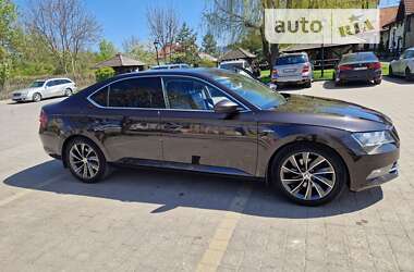 Лифтбек Skoda Superb 2016 в Ивано-Франковске