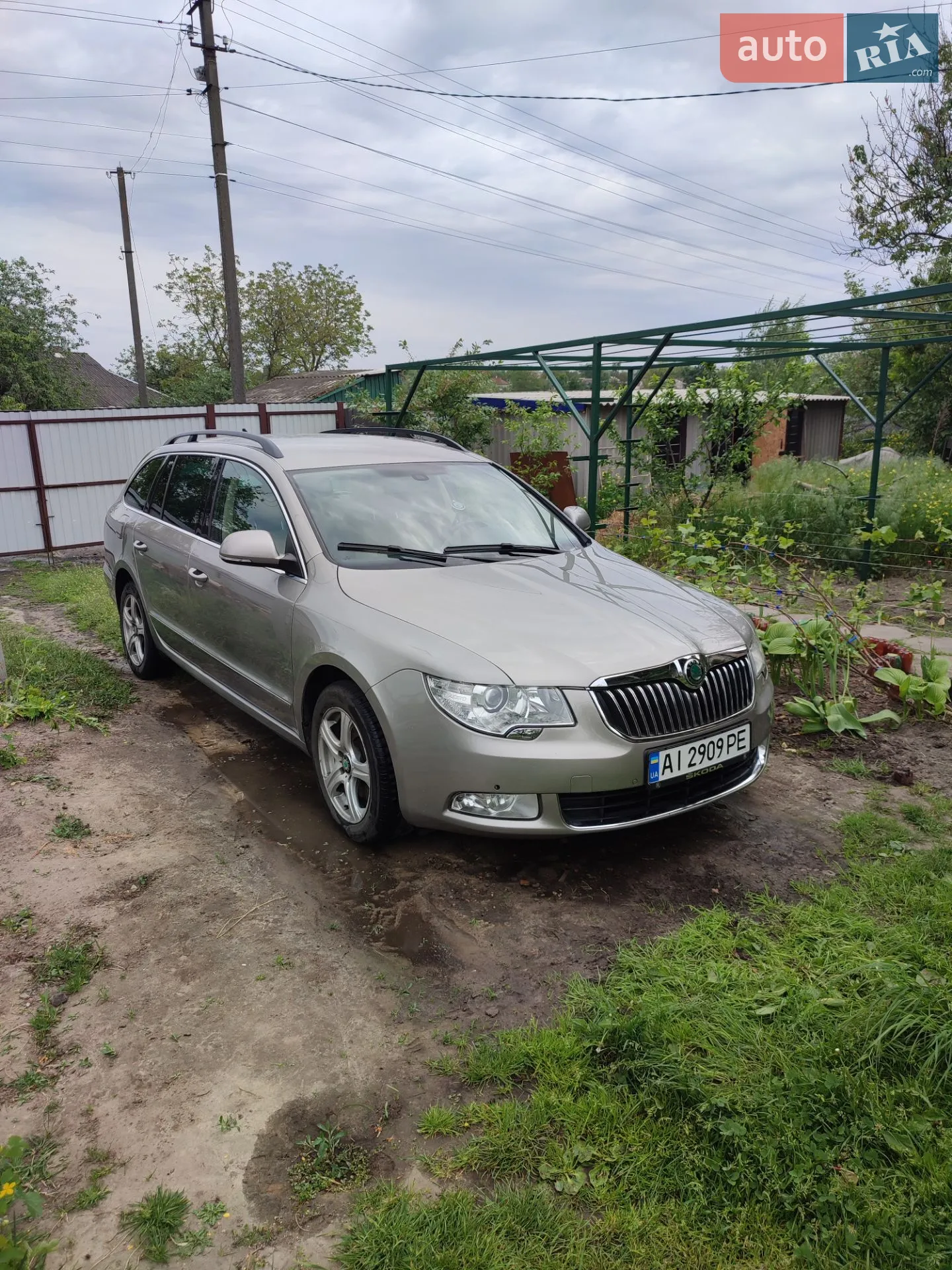 2010 Skoda Superb - мініатюра 20