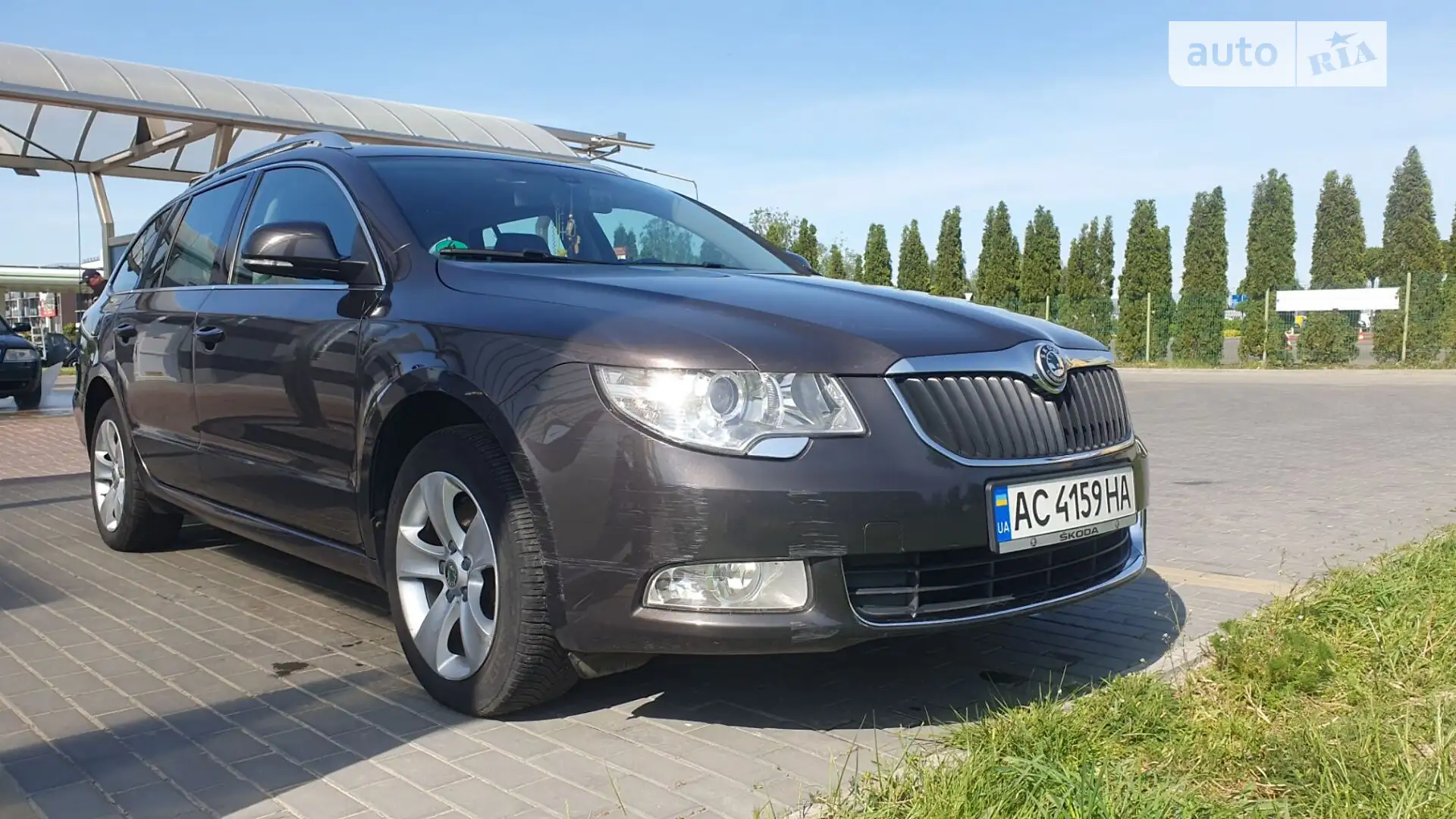 2010 Skoda Superb - мініатюра 9