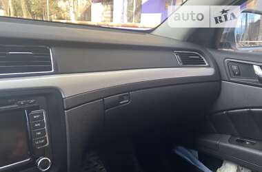 Лифтбек Skoda Superb 2014 в 