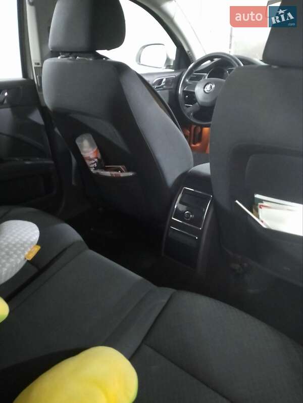 Лифтбек Skoda Superb 2013 в Киеве