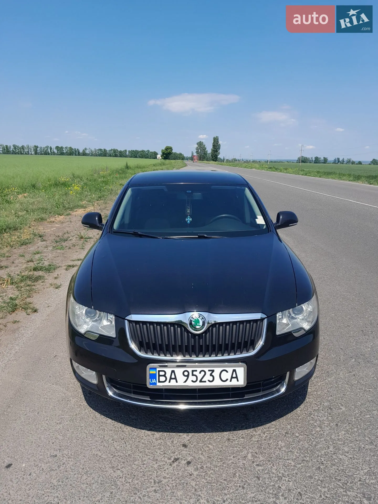 2011 Skoda Superb - мініатюра 2
