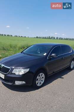Ліфтбек Skoda Superb 2011 в Кропивницькому
