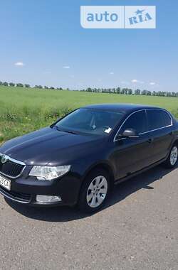 Ліфтбек Skoda Superb 2011 в Кропивницькому