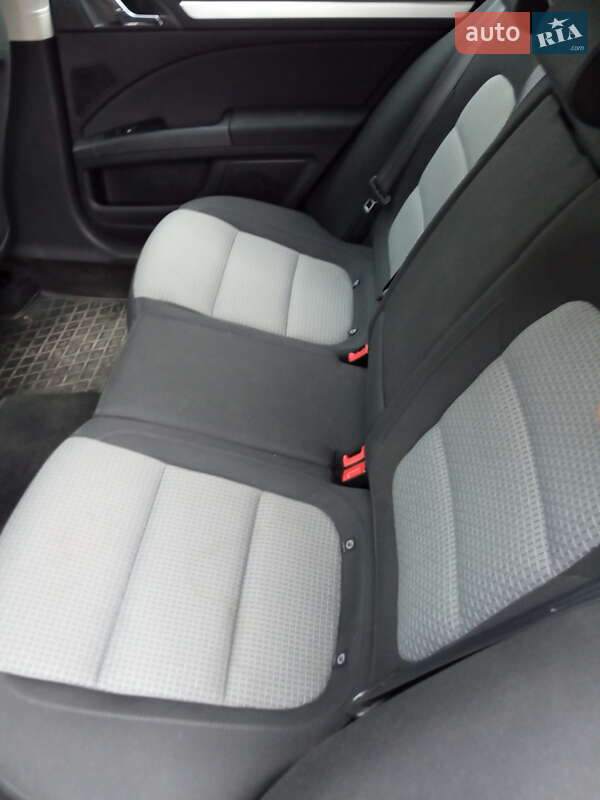 Универсал Skoda Superb 2010 в Голованевске