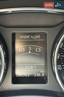 Универсал Skoda Superb 2013 в Киеве