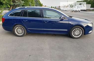 Универсал Skoda Superb 2011 в Новомосковске