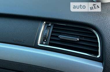 Лифтбек Skoda Superb 2014 в 