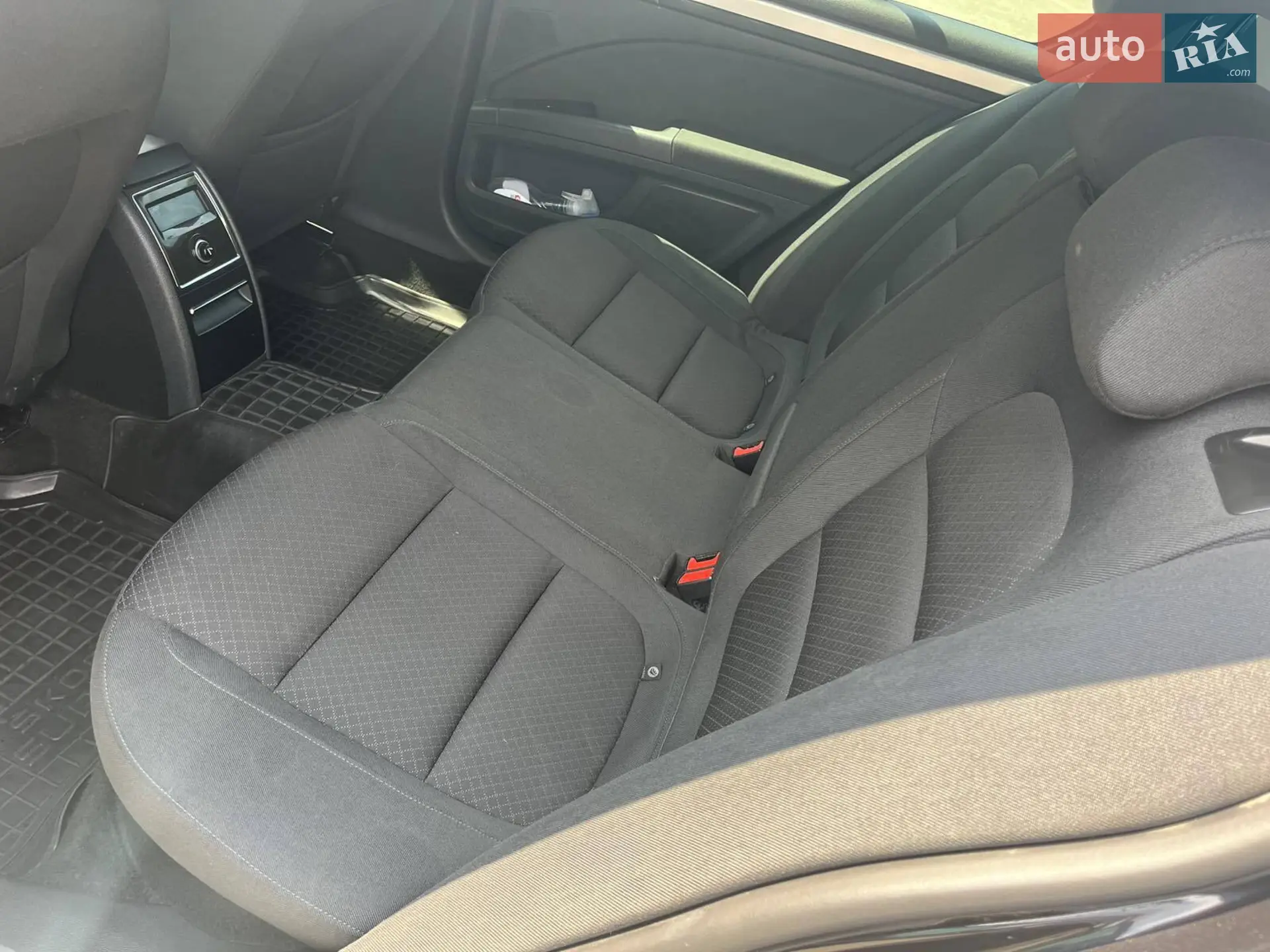 2013 Skoda Superb - мініатюра 13