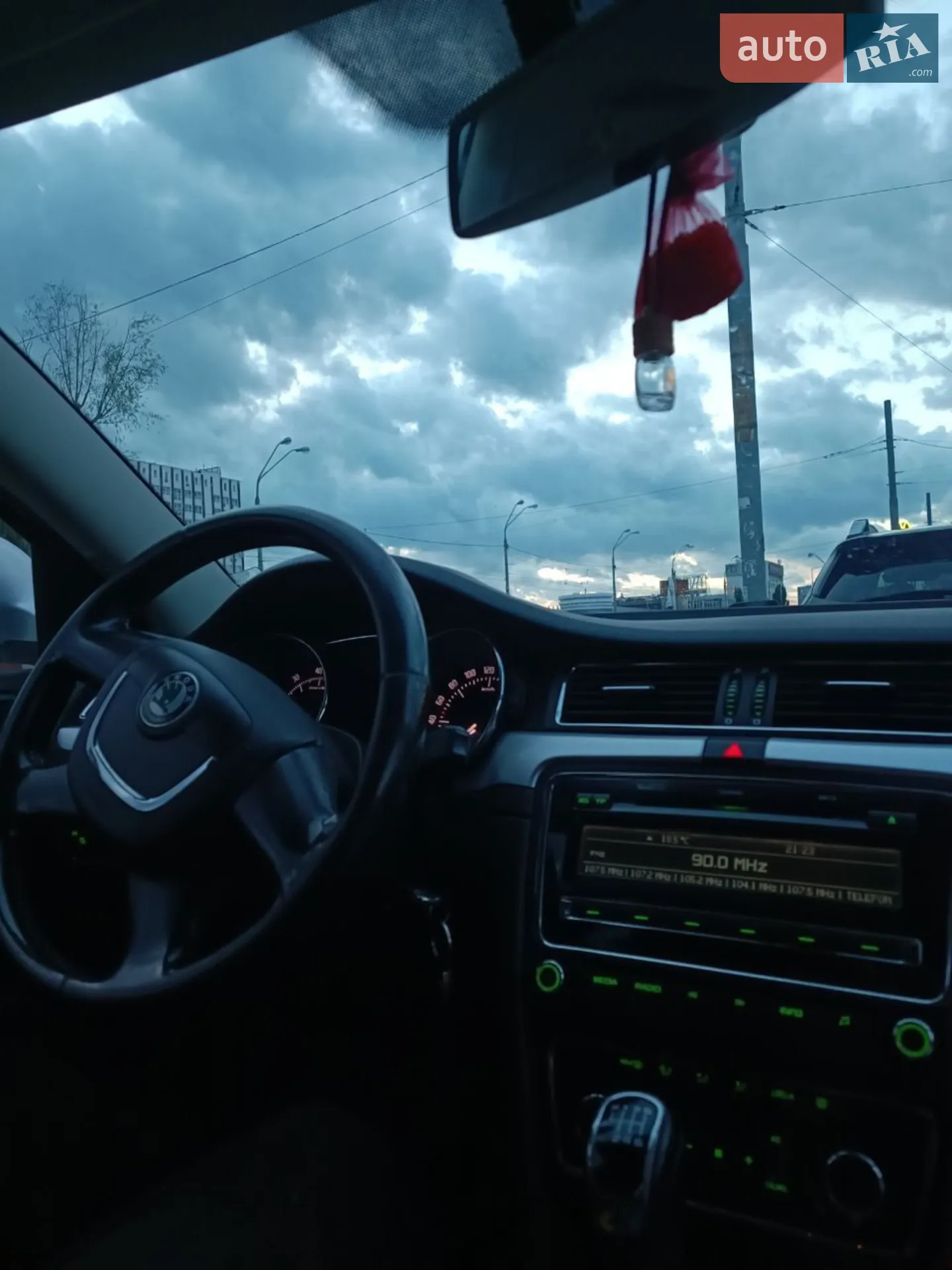 2010 Skoda Superb - мініатюра 9