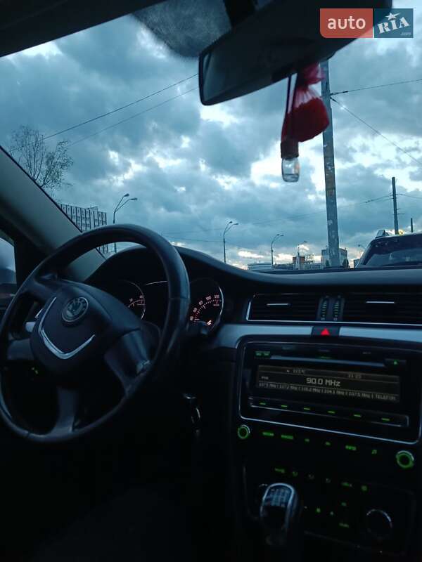 Универсал Skoda Superb 2010 в Киеве фото 9 Универсал Skoda Superb 2010 в Киеве