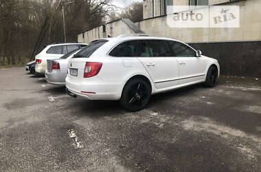 Универсал Skoda Superb 2010 в 
