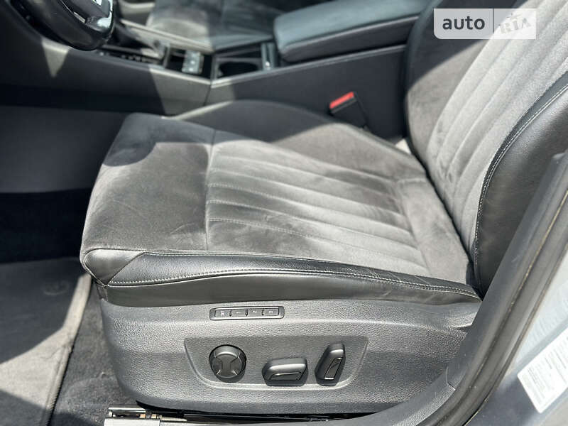 Універсал Skoda Superb 2016 в Любомлі