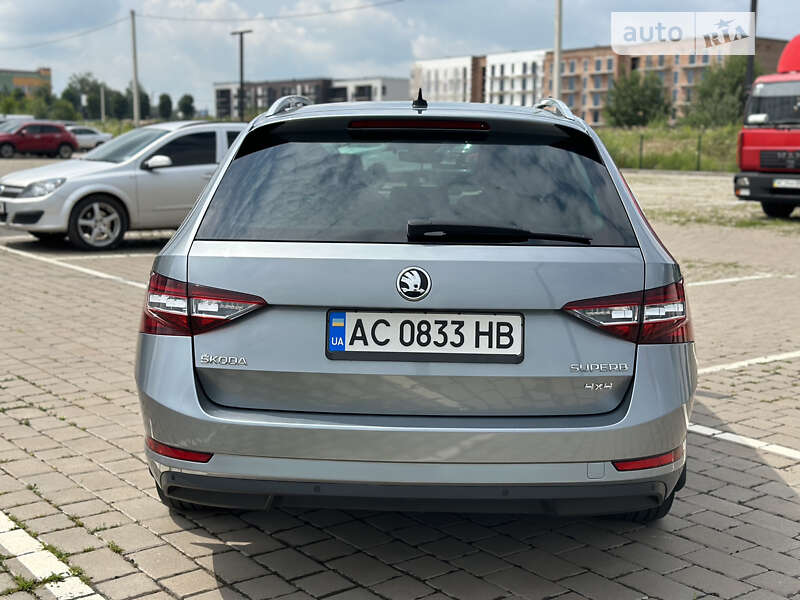 Універсал Skoda Superb 2016 в Любомлі