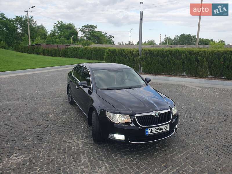 Лифтбек Skoda Superb 2012 в Днепре