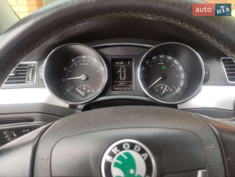 Универсал Skoda Superb 2010 в Чернигове