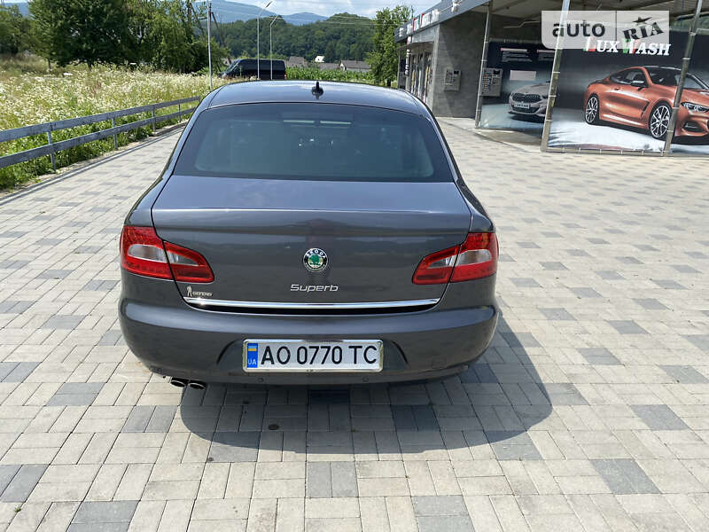 Лифтбек Skoda Superb 2011 в Иршаве фото 8 Лифтбек Skoda Superb 2011 в Иршаве